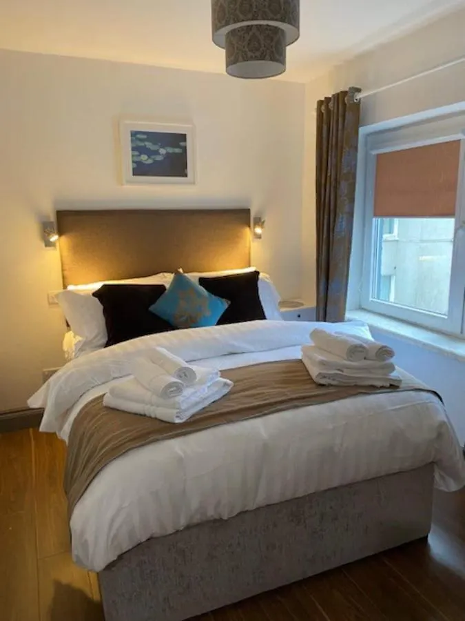 Location Location - Gorgeous 3 Bed Apartment In Killarney